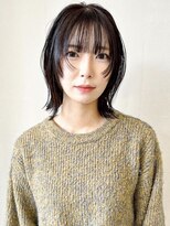 イル(ill) 切りっぱなし ボブ レイヤー 大須