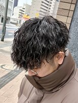 トンネルヘアー(Tunnel hair)&nbsp;束感多めのツイストスパイラル
