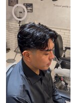 バーバーブロス 長堀店(BARBER BROS) 【BarBerBROS】毛流れニュアンスパーマ センター分け 垢抜け