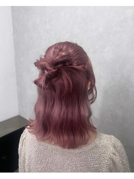 プライズ 所沢プロぺ通り店(prize) ピンクカラー ヘアアレンジ ブリーチカラー 所沢