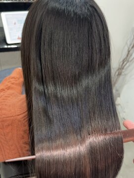 ロゼ(rosee) 【フルオーダー縮毛】一人一人に合わせた処方で艶髪へ導きます！