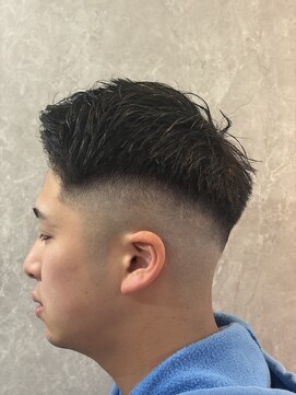 ザ クラン バイ ヘッドライト 仙台長町店(THE CLAN by HEADLIGHT) アップバング/スキンフェード