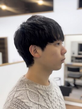 ファーストステップ 表参道(FIRST STEP) ナチュラルセンターパートマッシュ刈り上げツーブロック前髪長め