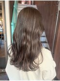 ミルクティーベージュ×透明感