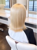 アース 郡山コスモス通り店(HAIR&MAKE EARTH) ハイトーンブロンド×外はねミディアムボブ