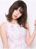 外ハネ小顔ミディ