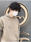 波巻きパーマ×刈り上げマッシュ