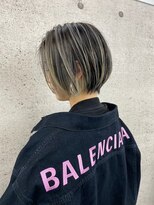 イキ 表参道(iki omotesando)&nbsp;モード/無造作ウェーブ/大人ガーリー[表参道駅]