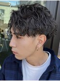センターパート七三アップバング波巻きスパイラルパーマツイスパ