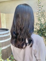 ココカラヘアー ニコ(cococara hair nico)&nbsp;透明感カラー/ブラックカラー/寒色系/ゆるまき