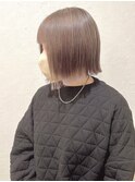 ぱつっとボブ/グレージュカラー