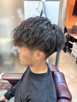 ゼロスバーバー(0's BARBER SHOP)&nbsp;ビジネスヘア×好印象パーマ◎刈上げマッシュツイストスパイラル