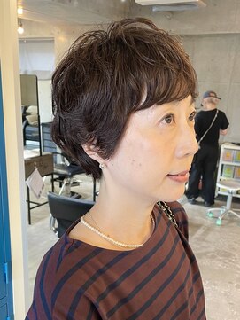 ナループロアボタン(Nalu pu loa BOTAN) 丸みのショートパーマ