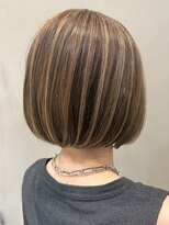 ソワネ 表参道(soigne)&nbsp;表参道白髪ぼかし顔周りレイヤーくびれショートボブアッシュ40代