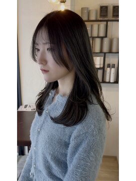 エメヘアデザイン ルイス(Aimer Hair Design Lewis) 透明感レイヤーロング × 顔まわりカット