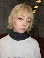 シカ(sica)&nbsp;ブロンドレイヤーボブ