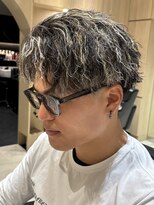 レボ 片町店(Revo) 圧倒的大人ヤリラスタイル!白金メッシュ×ツイストスパイラル!