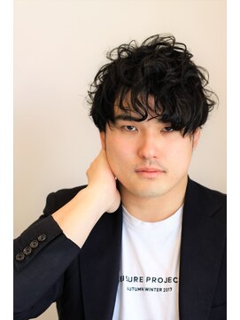 ノイセル 西本町(Noisyle) ワイルドツーブロックセミウエットネープレススパイラルパーマ