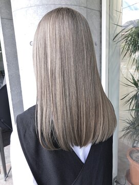 シェル 吉祥寺(shell) クリアグレージュストレート☆透明感♪