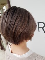 ブランシェ 名鉄小幡駅前店 ミルクティーベージュカラー