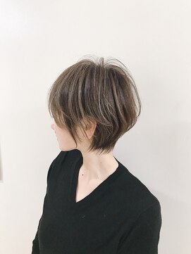 アイズ(I's) くびれショート×ハイライト×デザインカラー