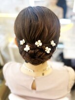 結婚式 二次会 お呼ばれ アップスタイル×パールアクセサリー