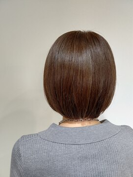 レッドソウル(RED SOUL) ミニボブ×オリーブベージュカラー