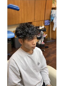 ありとみ シャドーパーマ