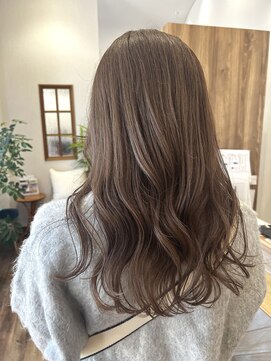 エ フュチュール(et Futur) ベージュカラー