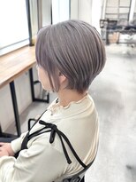 リズム バイ リンクス(Re:ism by Links)&nbsp;くびれショートヘア×ハイトーングレー