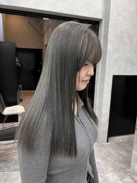 ホワイト 梅田(white) グレージュカラー>