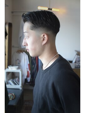 ジーン カットクラブ(GENE CUTCLUB) スキンフェード