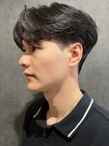 ニコ トウキョウ ヨコハマ(nico)&nbsp;センターパートニュアンスパーマメンズカット