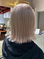 ナチュラル ヘアーデザイニング(Natural hair designing) 艶ボブ/ストレートボブ/ミルクティーベージュ/ホワイトベージュ