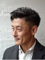 ヘアーモードキクチ 日本橋三越前店&nbsp;営業マン人気｜刈り上げビジネスショート