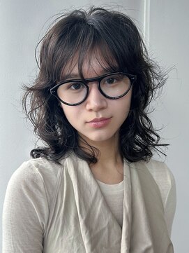 ロン(ron) 透明感カラー/アッシュブラウン/ミディアムレイヤーパーマ