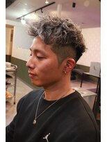 グラッドマンズカットクラブ 立川(GLADMAN'S CUT CLUB) ツイストスパイラルパーマホワイトメッシュ立川men's
