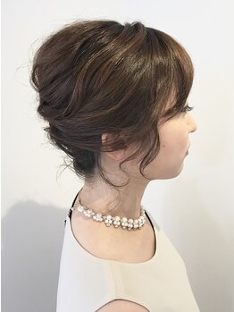ヘアアンドフェイス サクラインターナショナル(hair&face sakura international)の写真/sakuraでは結婚式やパーティーのヘアセットも承ります☆特別な日はいつもとは違う自分を演出してみて♪
