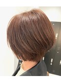 ショートボブ