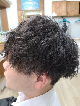 ヘアスタジオ クリブ(HAIR STUDIO CRIB) ツイストスパイラルパーマ