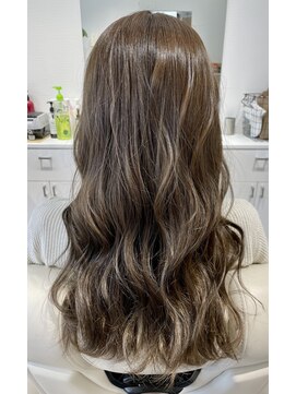 ライフ(Life.) グレージュカラー