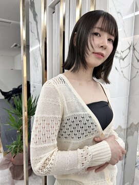 エトワール(ETOILE) オリーブブラウン×レイヤーボブ