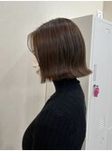 明るめbeige/ぷつんとボブ
