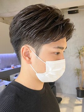 フィフスパーク(fifth PARK) メンズセンターパートウルフニュアンスパーマカルマパーマゆるめ