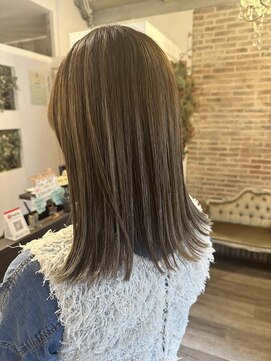 シレーナ ヘアーリゾート(Sirena Hair Resort) Sirena Hair Risort　馴染むハイトーン