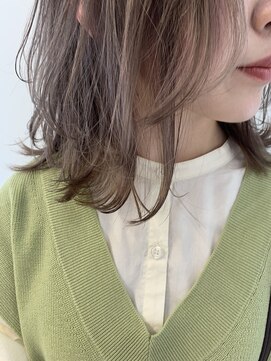 シキ 渋谷(siki) ハイトーン/ブリーチ/レイヤーカット/シアーカラー/渋谷/原宿