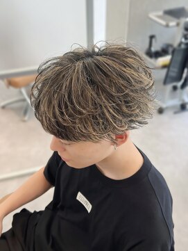 ジーナ 天神(Zina) フェザーパーマ/ハイライト/ローライト