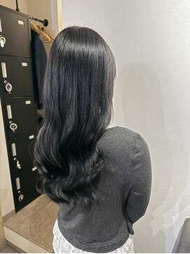 ソル(SOL by INFINI) ブルーブラック