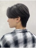 センターパートウルフ