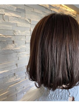 柔らかい印象のピンク